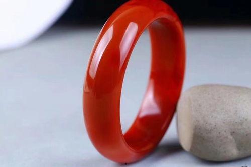 南红手镯视频,视频揭秘其独特魅力与选购技巧